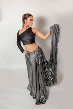 Load image into Gallery viewer, Metallic ruffle saree with blouse