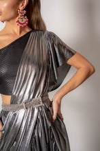 Load image into Gallery viewer, Metallic ruffle saree with blouse